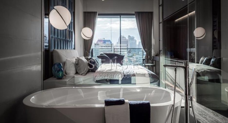 For sale 3 bedrooms condo in Watthana, Bangkok