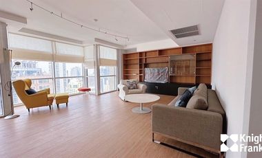For rent 2 bedrooms condo in Pathum Wan, Bangkok
