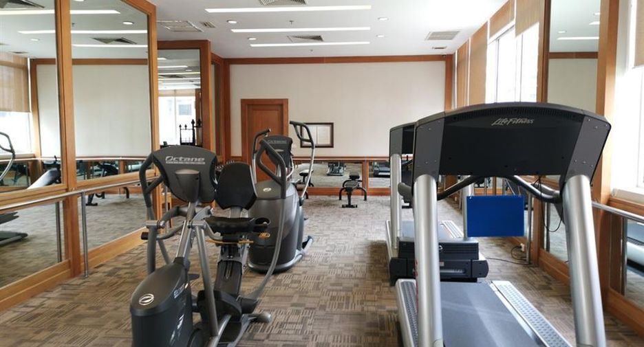 For rent 2 bedrooms condo in Pathum Wan, Bangkok