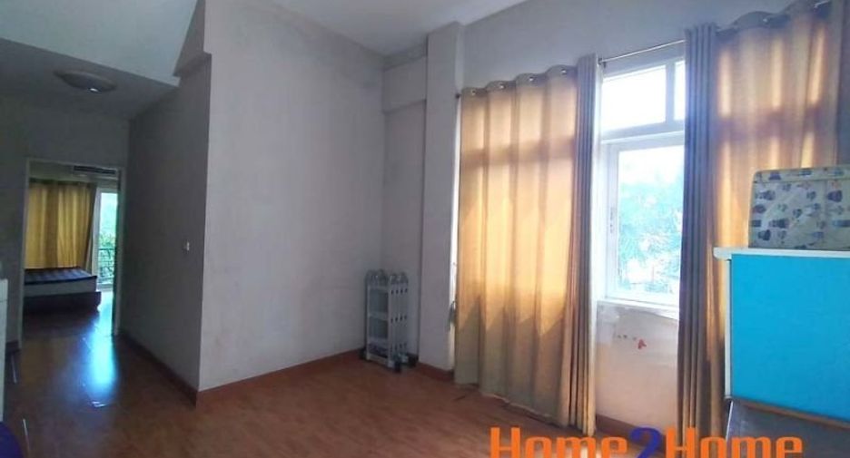 Casa adosada en venta de 3 habitaciones en Khan Na Yao, Bangkok