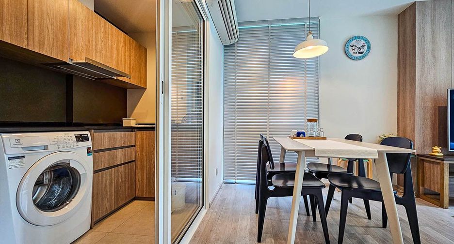 For sale 2 Beds condo in Lat Phrao, Bangkok