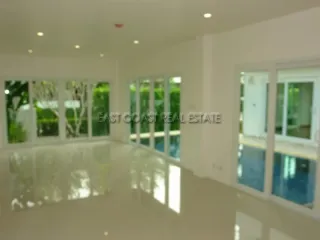 À vendre 3 chambres maison à Bang Lamung, Chonburi