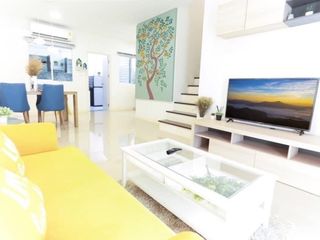 Reihenhaus zur Miete und zum Kauf mit 3 Zimmer in Mueang Chiang Mai, Chiang Mai
