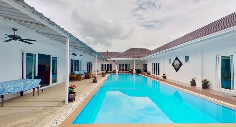 For sale 7 bed villa in Pran Buri, Prachuap Khiri Khan