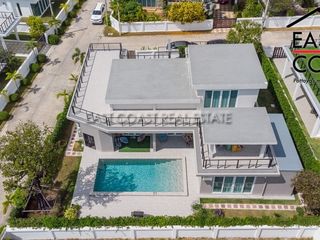 For sale 4 bedrooms house in Bang Saray, Pattaya