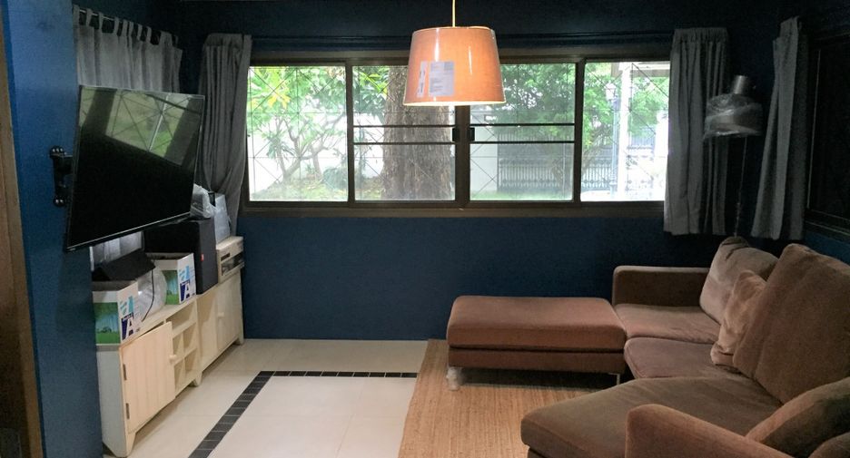 For sale そして for rent 3 Beds house in Khlong Toei, Bangkok