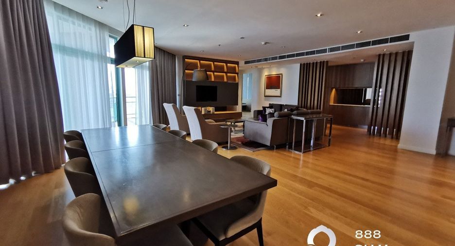 For rent 4 bedrooms condo in Bang Kho Laem, Bangkok