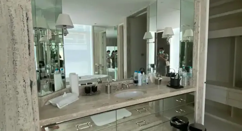 For rent 4 bedrooms condo in Pathum Wan, Bangkok
