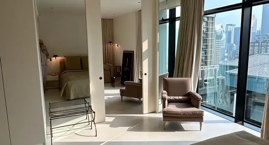 For rent 4 bedrooms condo in Pathum Wan, Bangkok