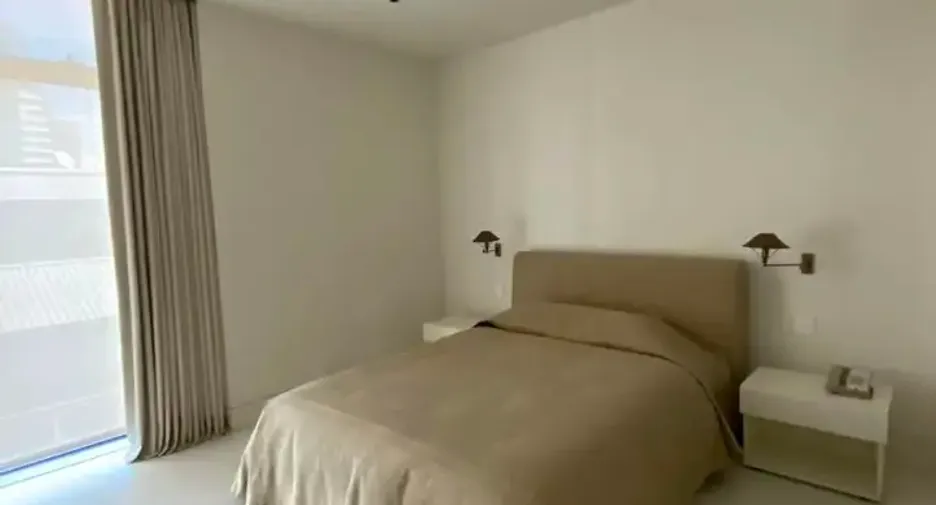 For rent 4 bedrooms condo in Pathum Wan, Bangkok
