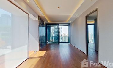 For sale 2 bed condo in Khlong Toei, Bangkok