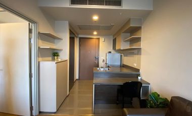 For rent 1 bed condo in Phaya Thai, Bangkok