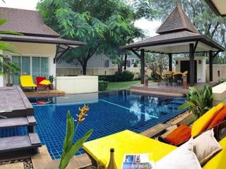 For rent 4 bedrooms villa in Mueang Phuket, Phuket
