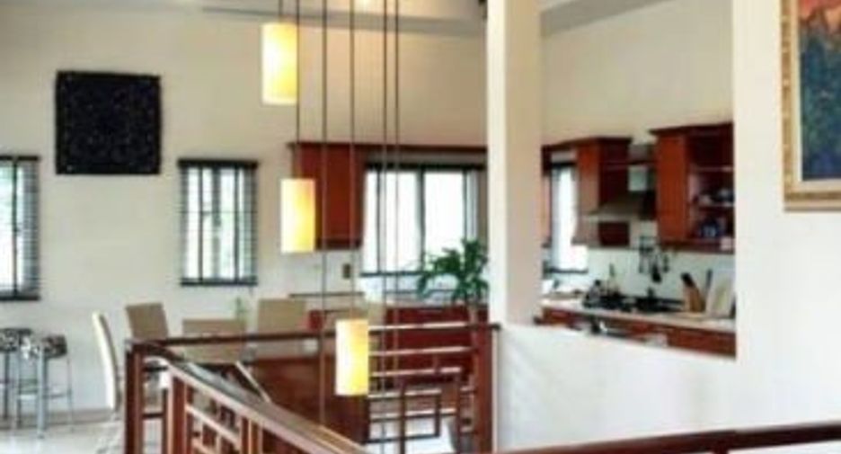 Villa en alquiler de 4 habitaciones en Mueang Phuket, Phuket
