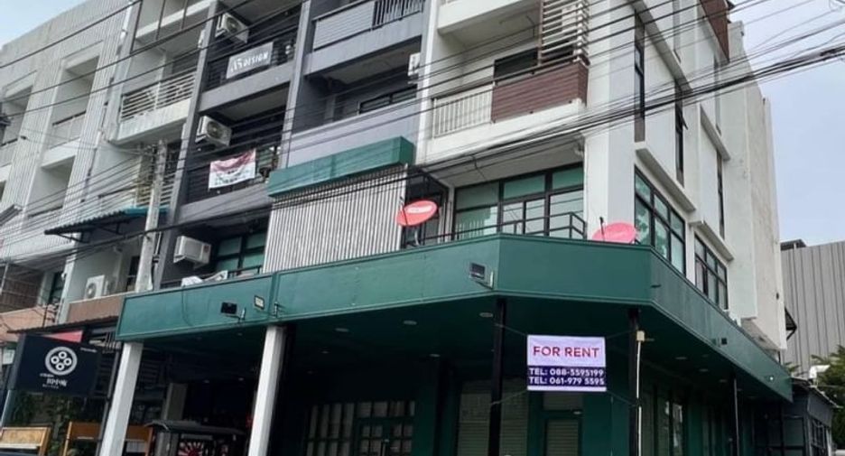For rent retail Space in Si Racha, Chonburi