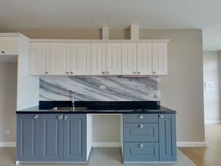 For sale 2 bed condo in Watthana, Bangkok