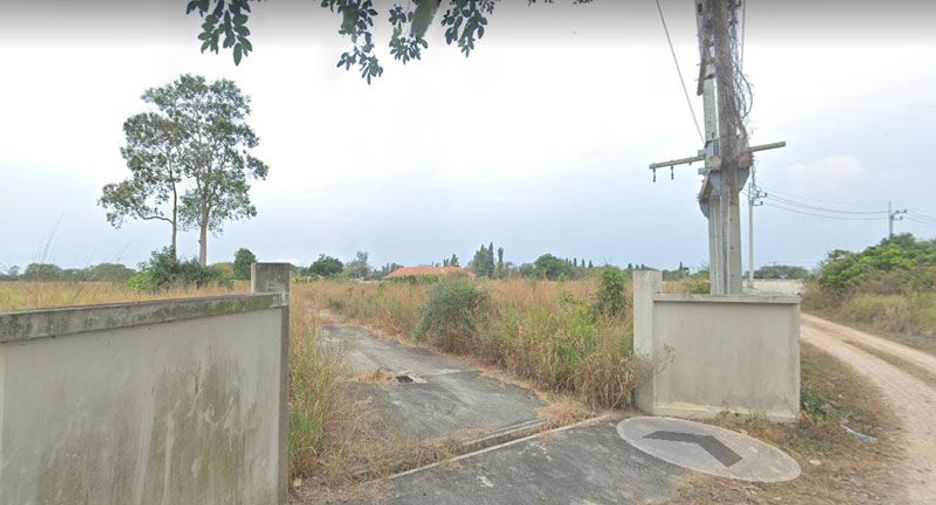 出售 土地 在 Bang Lamung, Chon Buri