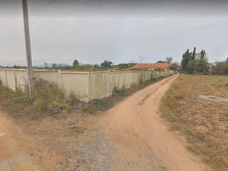 出售 土地 在 Bang Lamung, Chon Buri