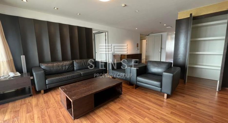 For rent 3 bedrooms condo in Watthana, Bangkok