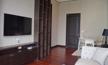 For rent 3 bed condo in Watthana, Bangkok