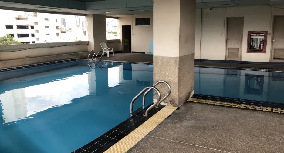 For sale 1 Beds condo in Dusit, Bangkok