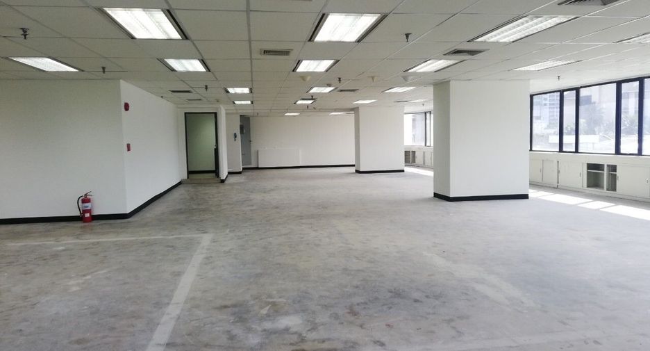 For sale office in Khlong Toei, Bangkok