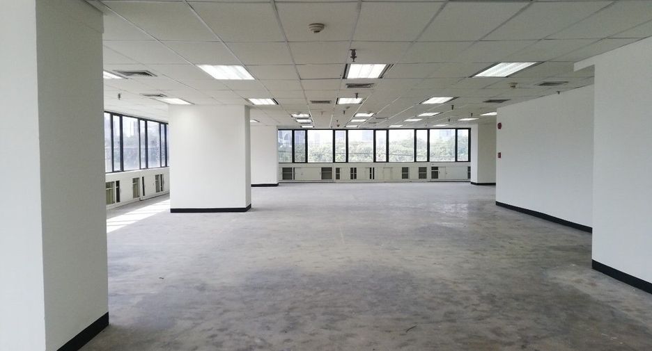 For sale office in Khlong Toei, Bangkok