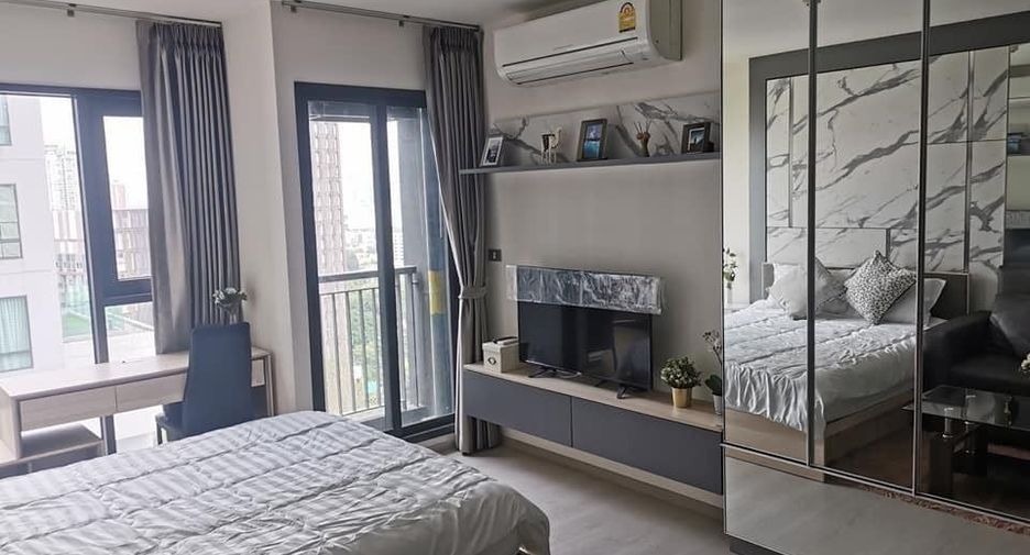 For rent studio condo in Khlong Toei, Bangkok