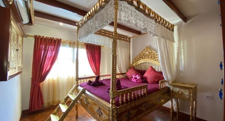 For sale 6 bedrooms retail Space in Mueang Chiang Mai, Chiang Mai