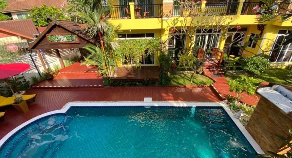 For sale 6 bedrooms retail Space in Mueang Chiang Mai, Chiang Mai