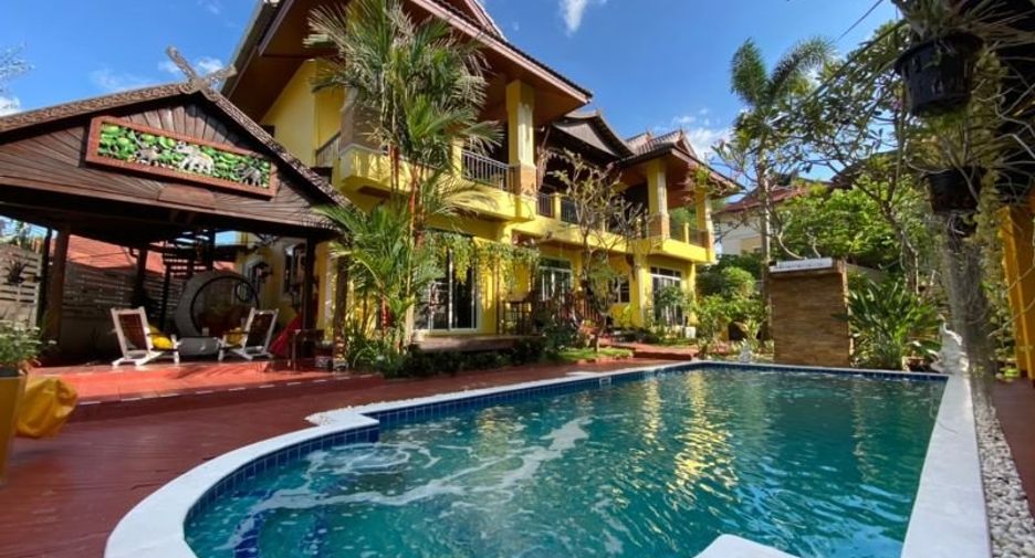 For sale 6 bedrooms retail Space in Mueang Chiang Mai, Chiang Mai