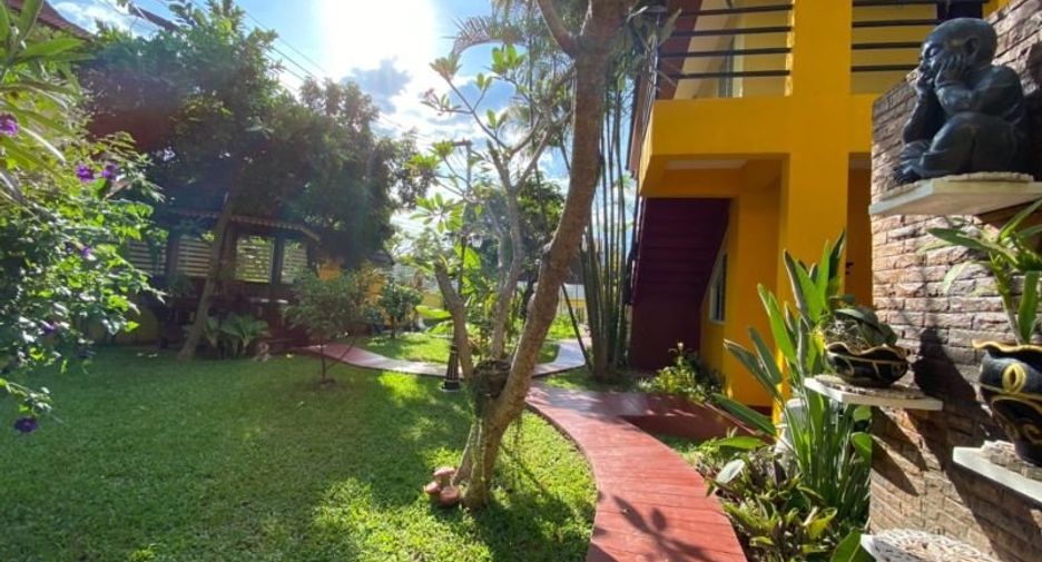 For sale 6 bedrooms retail Space in Mueang Chiang Mai, Chiang Mai