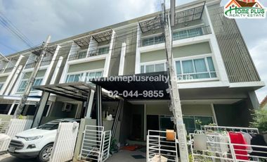 For sale 3 bedrooms townhouse in Saphan Sung, Bangkok