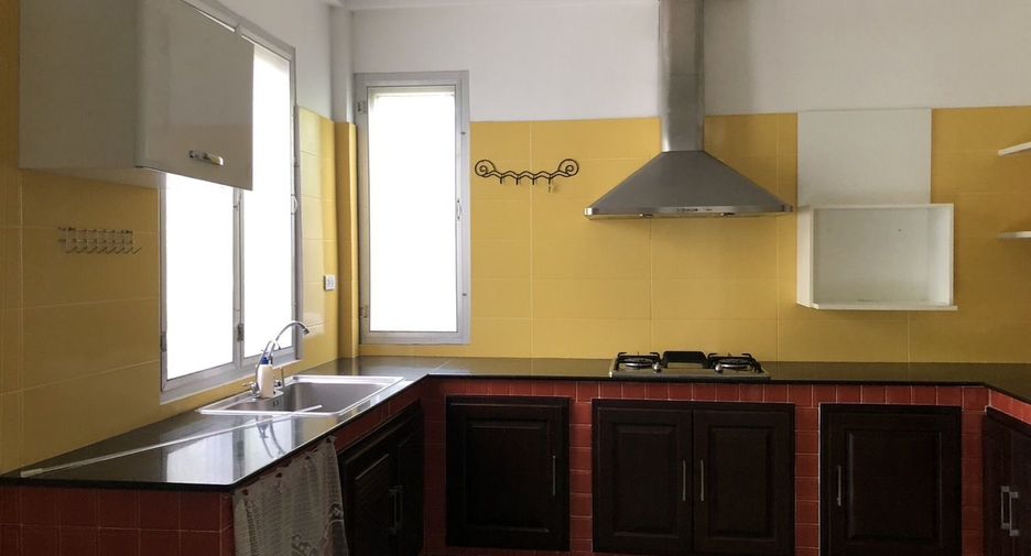 For rent 3 bed house in Cha Am, Phetchaburi