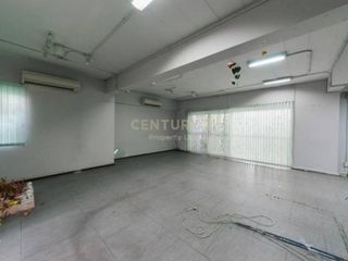 For sale retail Space in Suan Luang, Bangkok