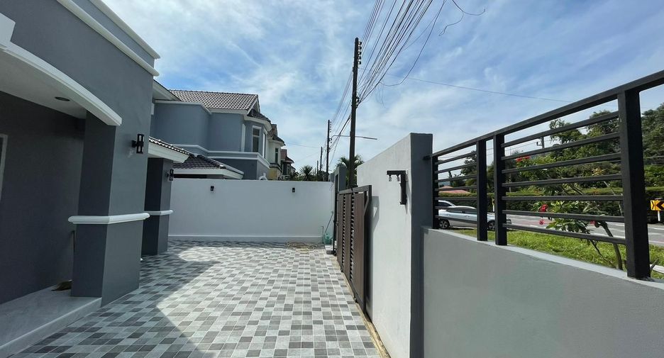 For sale and for rent 4 bed house in Mueang Phuket, Phuket