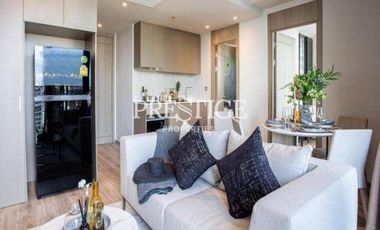 À vendre 2 chambres condo à Pratumnak, Pattaya