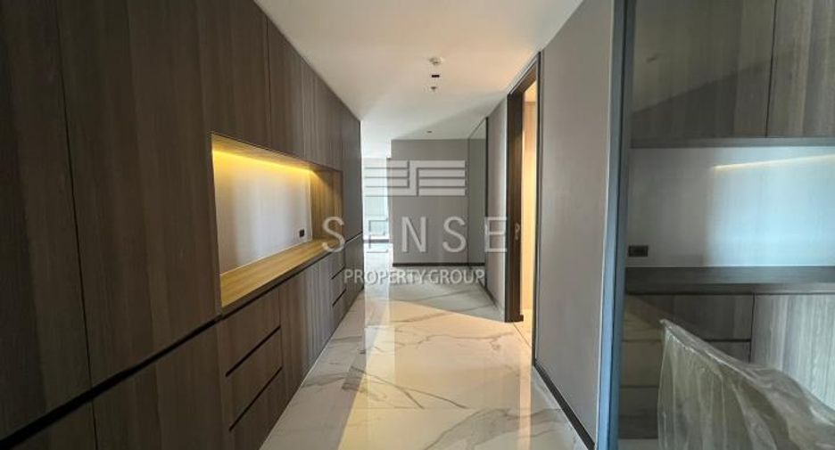 Wohnung zur Miete mit 3 Zimmer in Khlong Toei, Bangkok