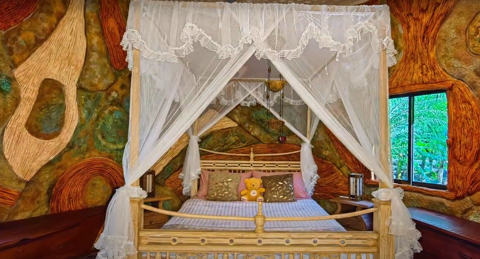 For sale 22 bed villa in San Sai, Chiang Mai