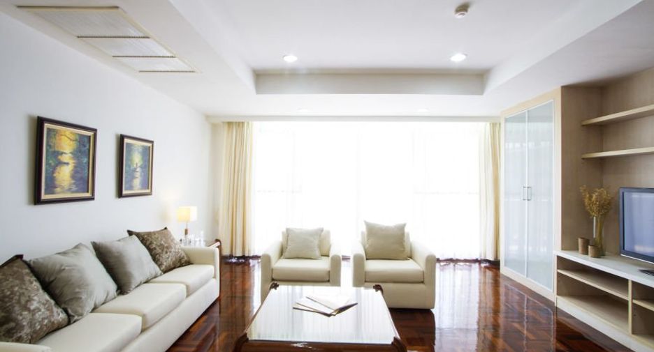 For rent 3 ベッドルーム apartment in Khlong Toei, Bangkok