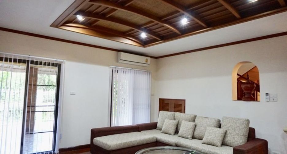For sale 5 bedrooms house in Mueang Chiang Mai, Chiang Mai