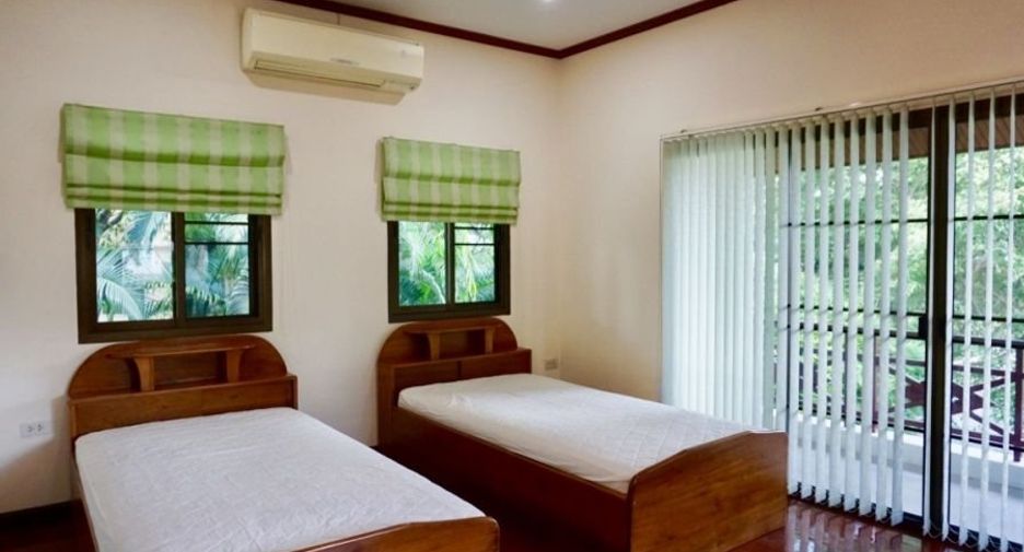 For sale 5 bedrooms house in Mueang Chiang Mai, Chiang Mai