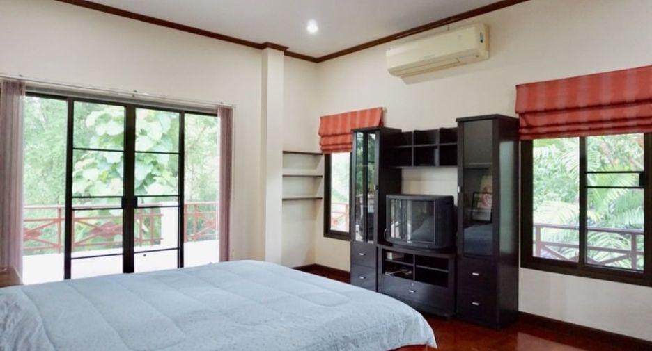 For sale 5 bedrooms house in Mueang Chiang Mai, Chiang Mai