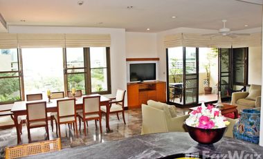 For rent 3 bed condo in Watthana, Bangkok