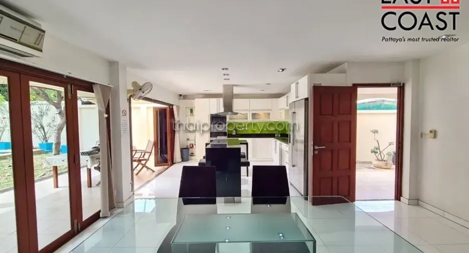À vendre 5 chambres maison à Bang Lamung, Chonburi