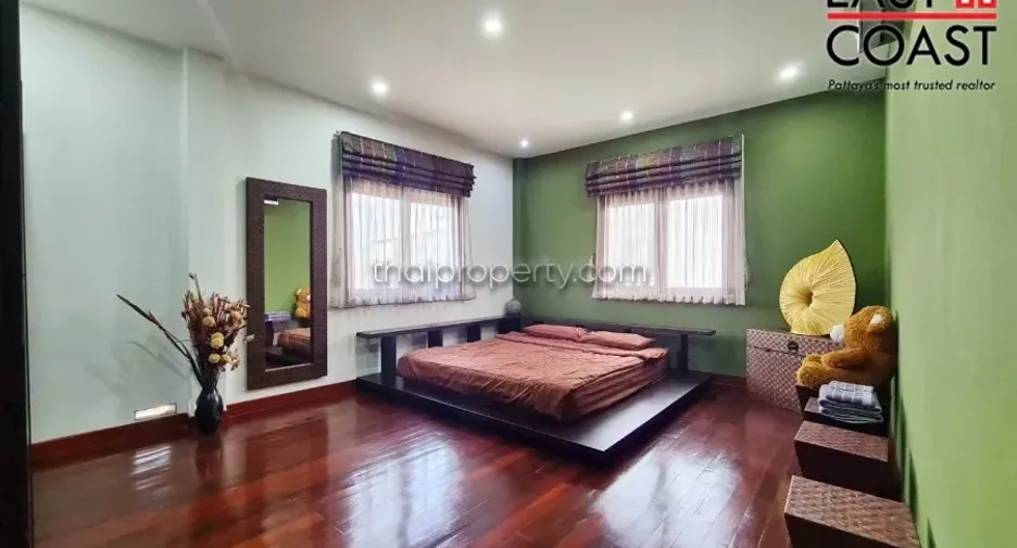 À vendre 5 chambres maison à Bang Lamung, Chonburi