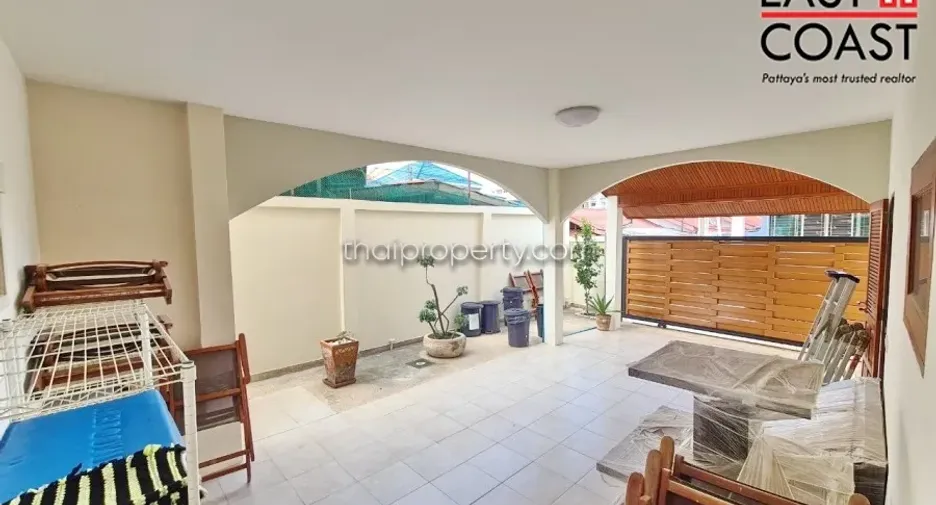 À vendre 5 chambres maison à Bang Lamung, Chonburi