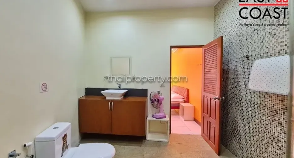 À vendre 5 chambres maison à Bang Lamung, Chonburi