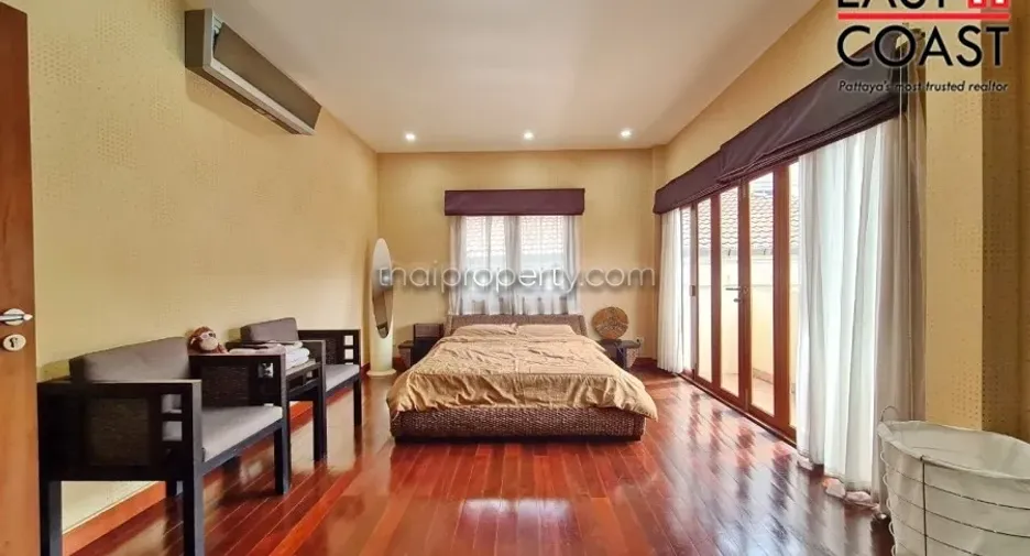 À vendre 5 chambres maison à Bang Lamung, Chonburi