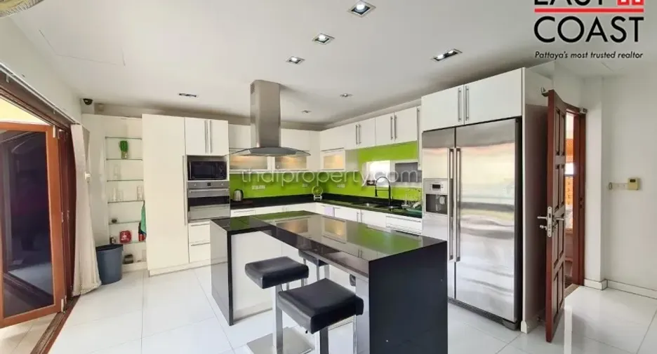 À vendre 5 chambres maison à Bang Lamung, Chonburi